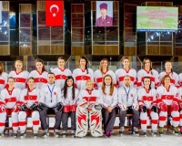 BUZ HOKEYİ KADIN MİLLİ TAKIMIMIZ ŞAMPİYON!