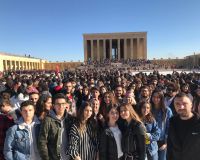ÇAĞDAŞ GENÇLİK ANITKABİR'DE!