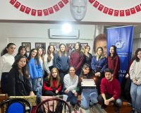 ÇYDD Zonguldak Türkan Saylanın Doğum günün kutladı