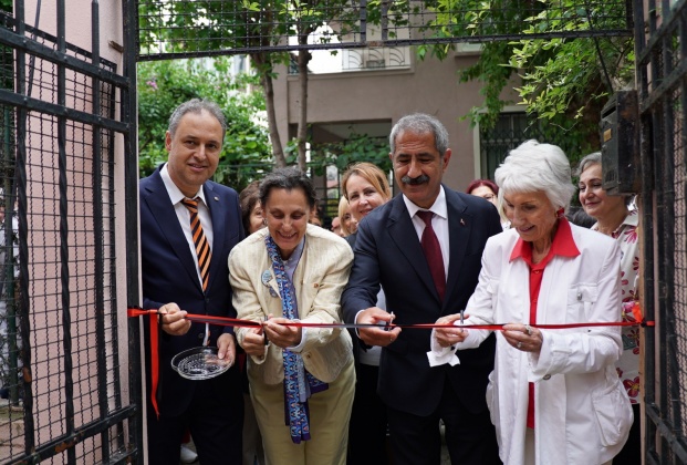 aylin-ayla-yurdakurban-cagdas-egitim-merkez-acildi