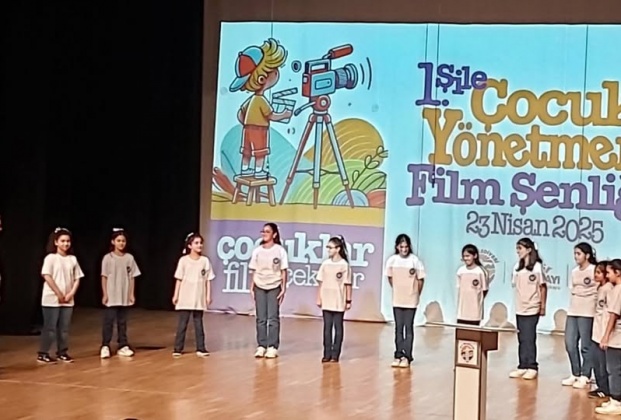 cocuk-yonetmenler-senligi-gala-gecesi-gosterimiz