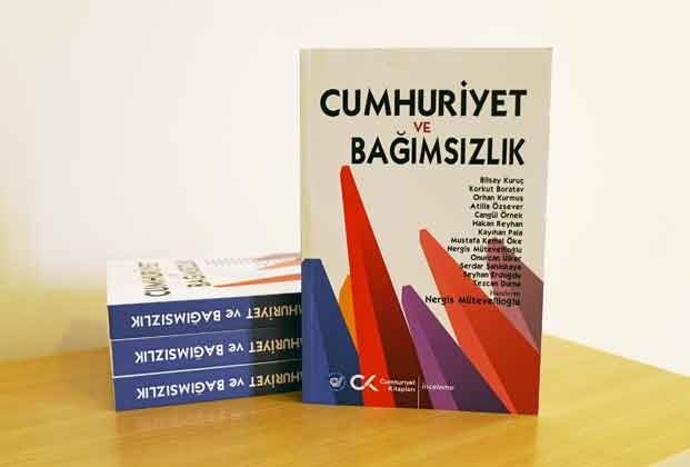 cumhuriyet-ve-bagimsizlik-kitabimiz-yayimlandi