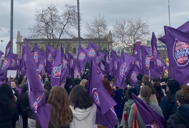 cyddden-basina-ve-kamuoyuna